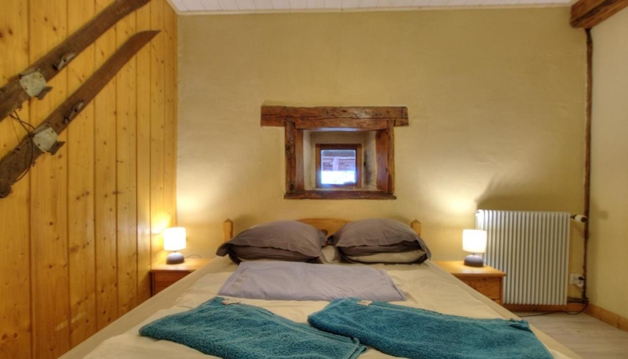 La Grange Des Plans Apartment Le Grand-Abergement Luaran gambar